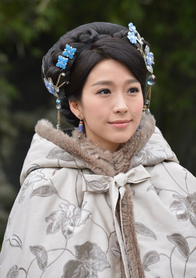 海报剧照主角定妆照剧情:朝代兴衰,君主更替,乃是天命所为.