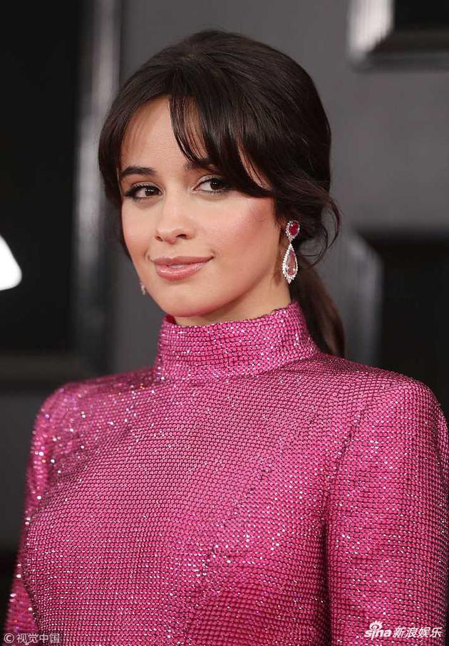 卡妹劝粉丝别再针对前男友请大家善良一点