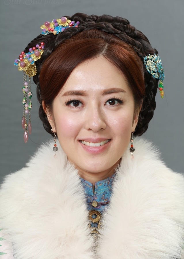 主角定妆照剧情:朝代兴衰,君主更替,乃是天命所为.