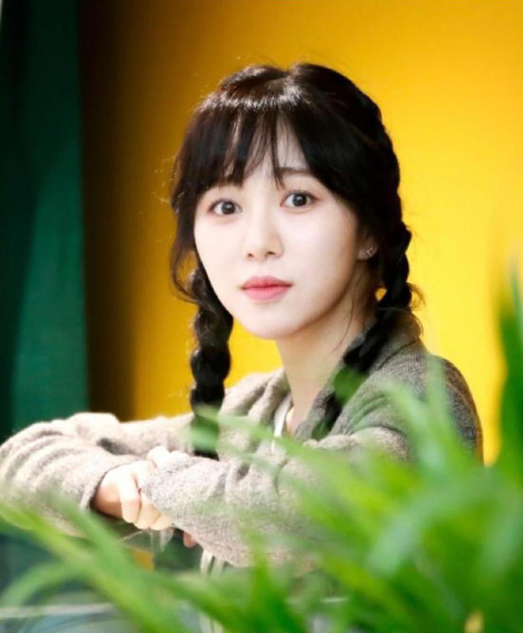 权珉娥与公司解约