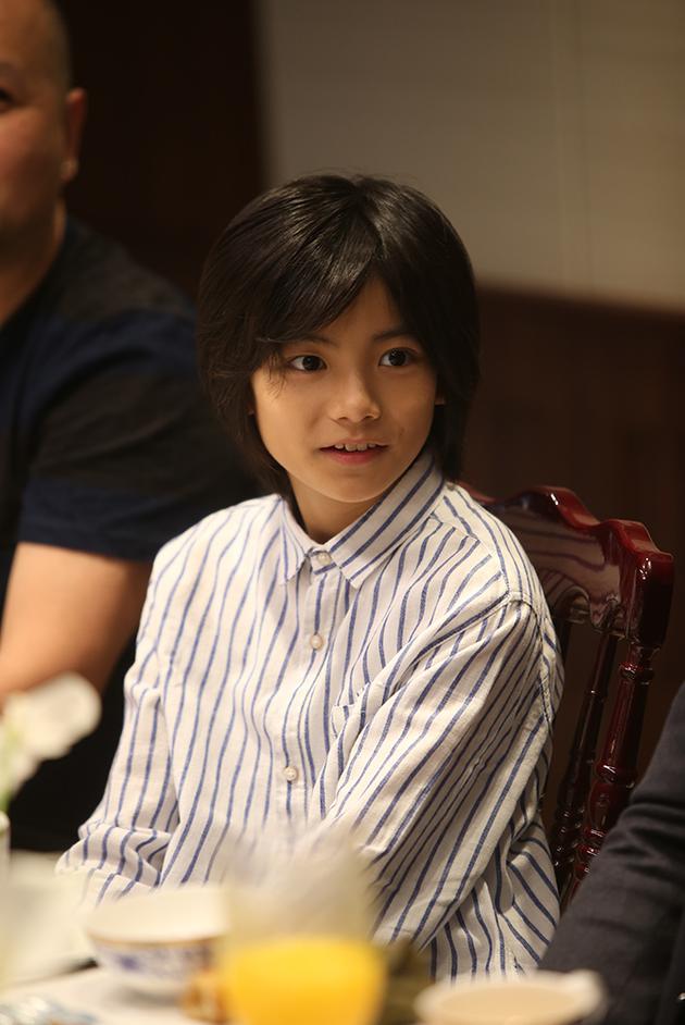 《小偷家族》中小男孩祥太的饰演者城桧吏