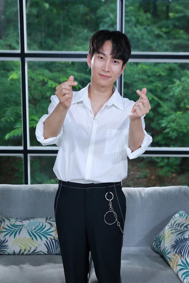 徐恩光出演现实男女首个单独出演真人秀