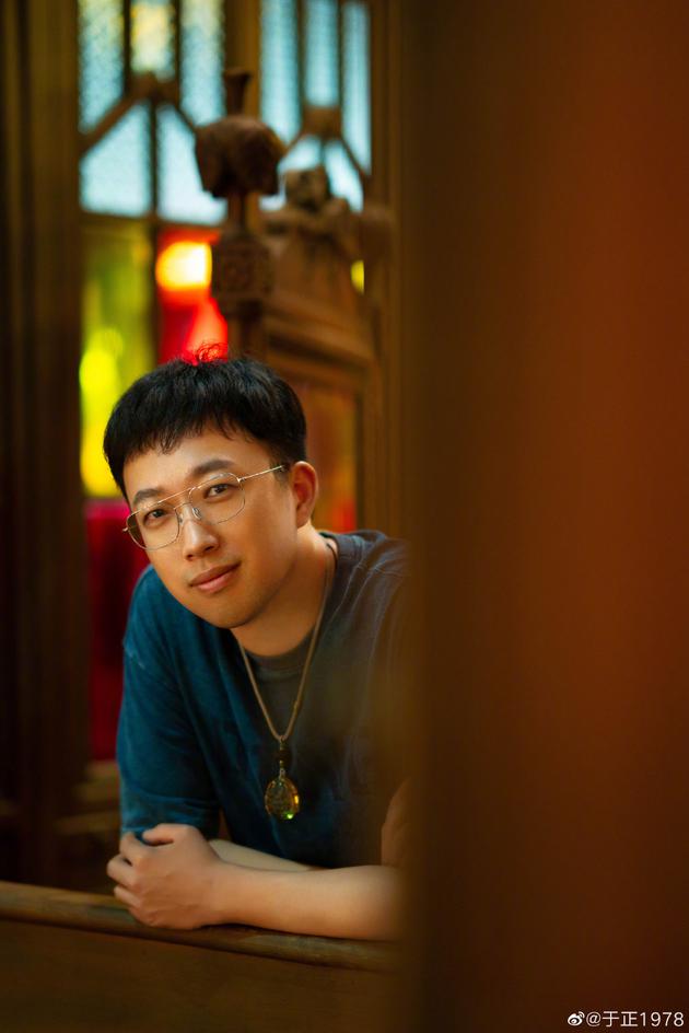 于正斥营销号造谣其与乔欣闹掰:是文字不要钱吗?