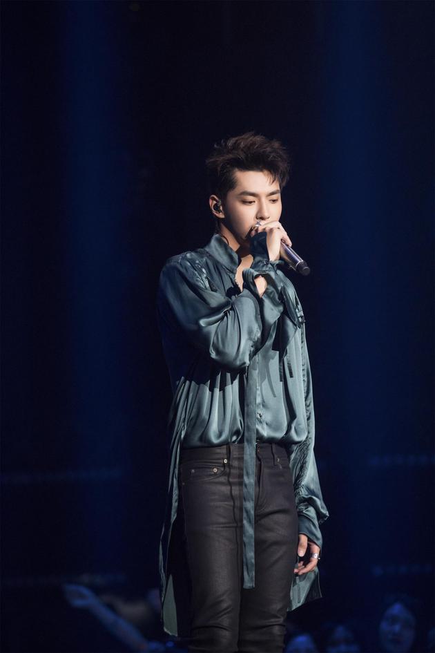 吴亦凡 (3)