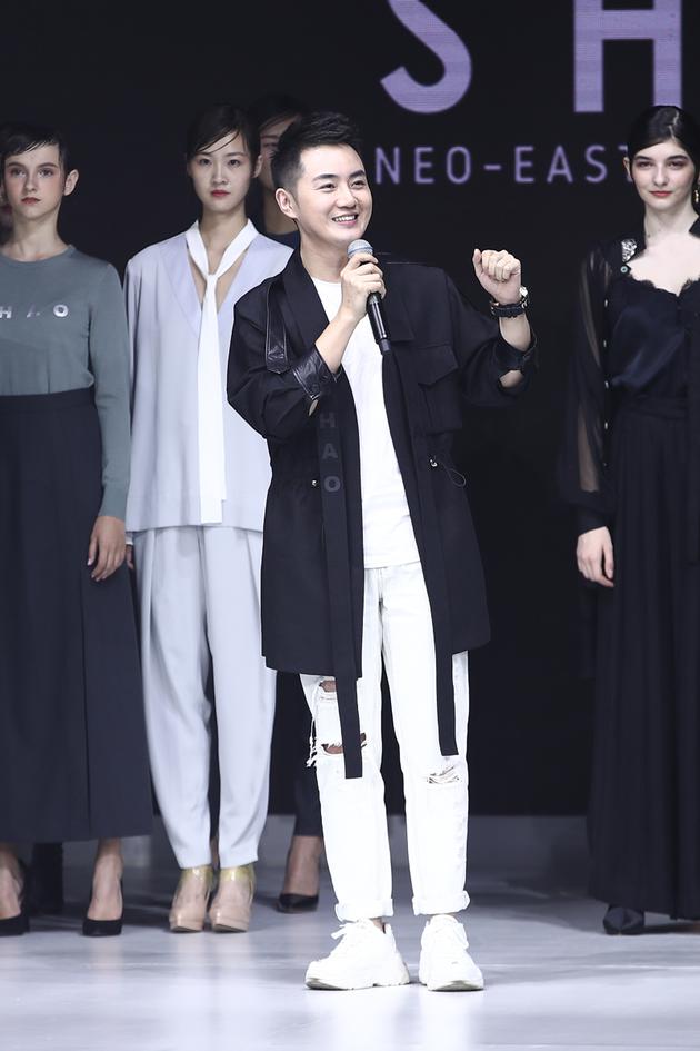 余少群感谢自己的粉丝