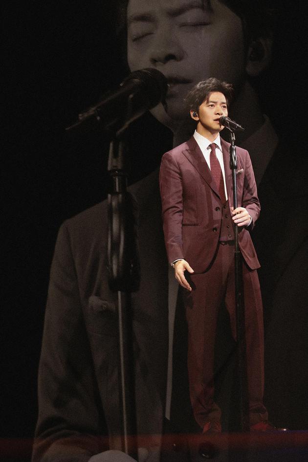 李健2018巡回演唱会演出图