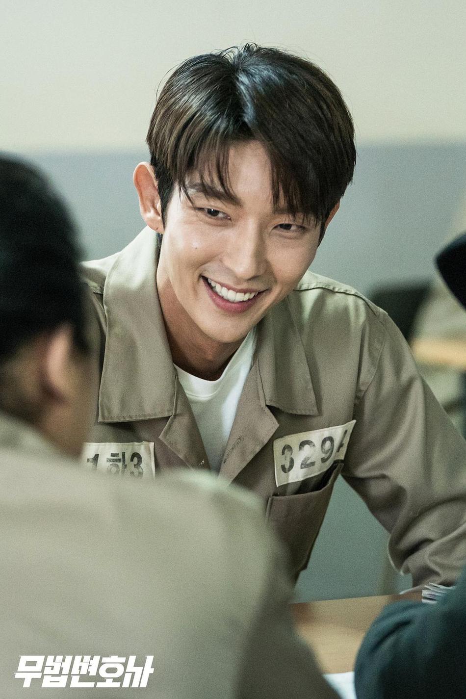 武法律师资料页_娱乐资料库_新浪娱乐_新浪网