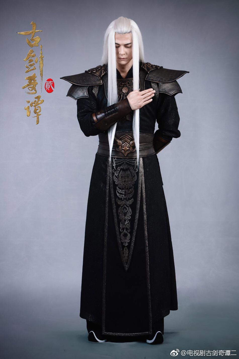 精擅偃术的开朗少年乐无异,因机缘离家,并因仰慕传说中的偃术大师谢衣