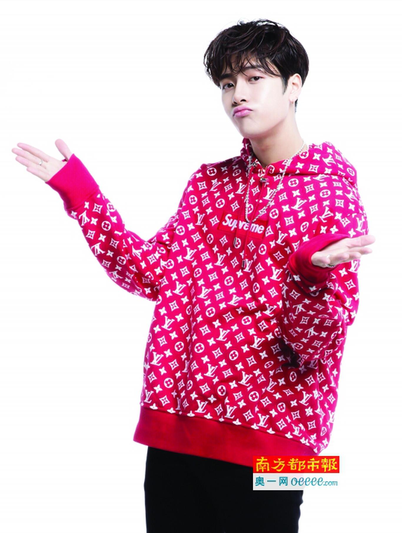 王嘉尔获“明日之星”奖