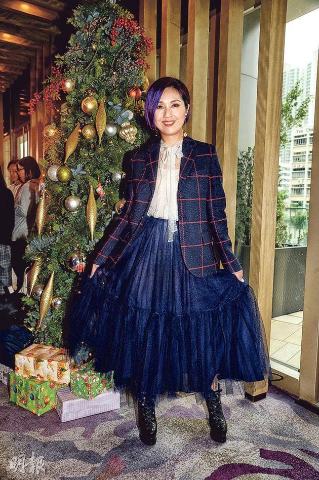杨千嬅外示圣诞有几天伪期,能够陪儿子往玩。