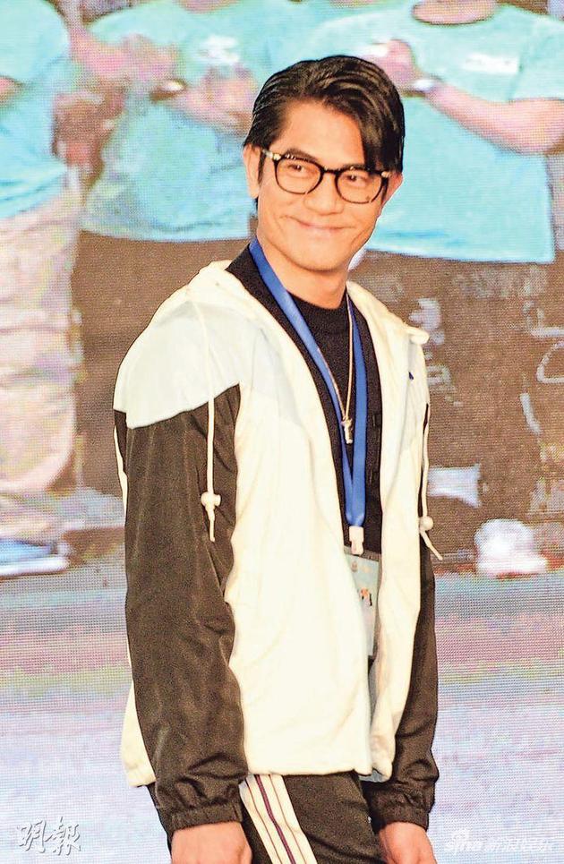 郭富城表示如果当年不是做歌手，自己一定会去做警察。