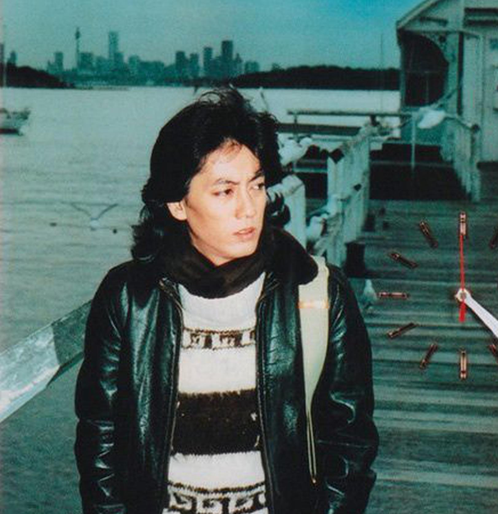 日本殿堂级巨星泽田研二演唱会放粉丝鸽子受批评