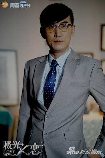 腹黑总裁马赫《极光之恋》面孔多