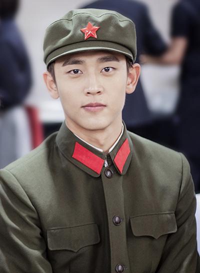 王天辰《芳华》