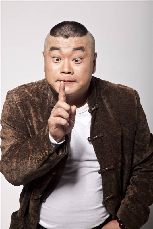 李建桥演艺生涯学无止境用心演好戏做好人