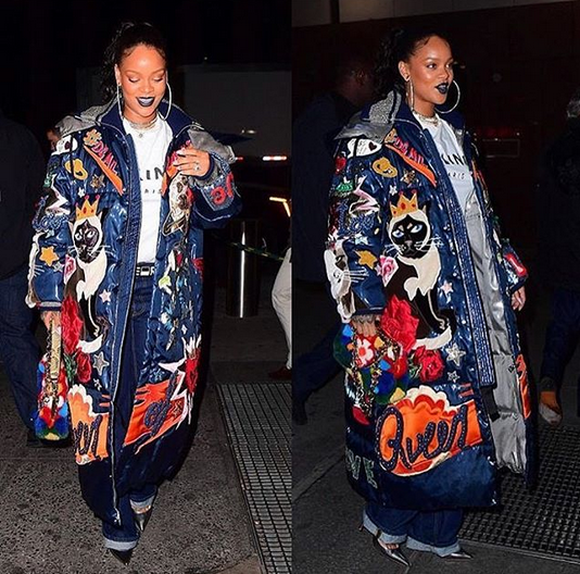 与百亿男友订婚蕾哈娜举手秀无名指超大钻戒