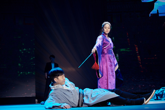 贾金金冯秦川惊艳亮相