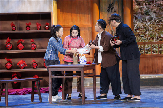 贾金金、冯秦川亮相《喜剧人》