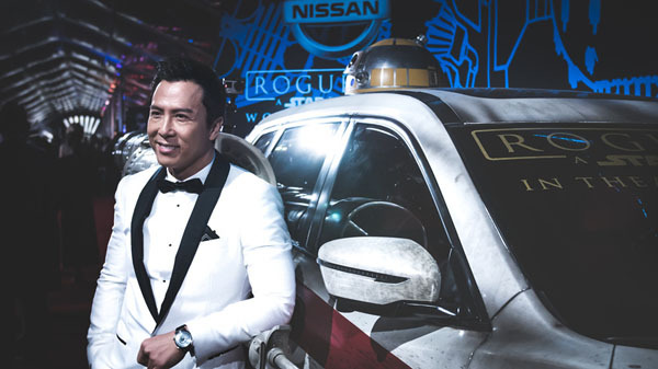 马克·哈米尔称赞甄子丹：拿起光剑能媲美天行者