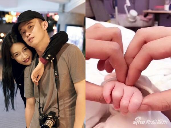 董子健与孙怡一家三口