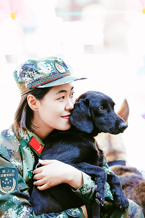 《奇犬》姜潮化身拳击手 搭档杨朵兰却成落难兄妹