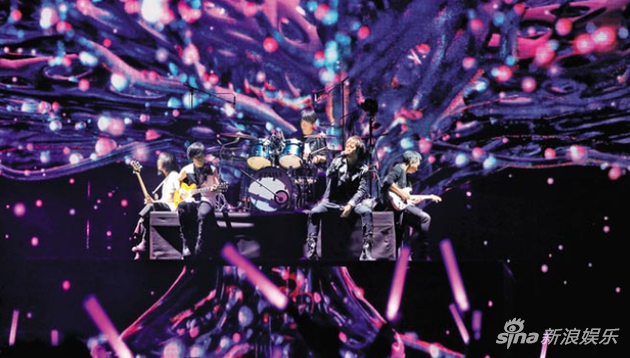 五月天三度英国开唱，演出场地升级。