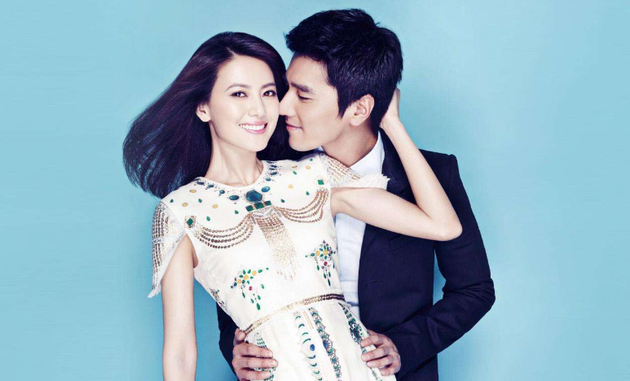 赵又廷带老婆高圆圆回加拿大与家人吃团圆饭。