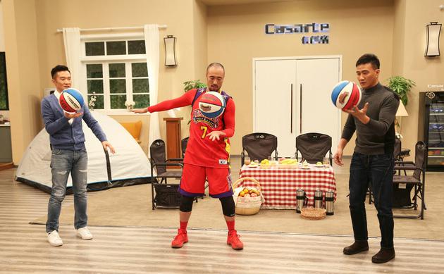 嘉宾秀花式篮球