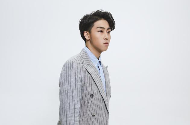 张博林新曲《你在不在》首发 直面难以开口的不舍