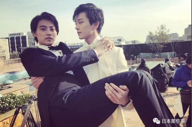 山崎贤人和共演男星都能组cp 你中意哪对 手机新浪网