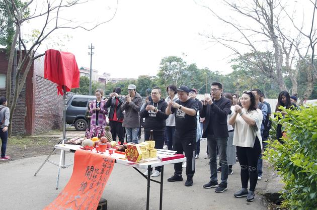 《比悲伤更悲伤的故事》（暂名）4日举行开镜仪式