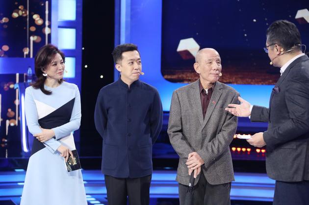 左起：梦桐、李菁、魏宗万、张斌
