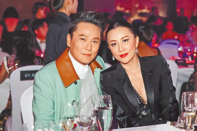 张信哲刘嘉玲甜蜜同框 "动心cp"或再度合唱