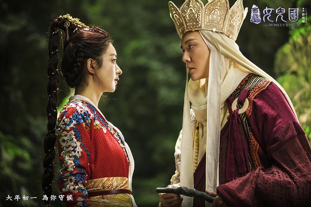 赵丽颖、冯绍峰深情对视