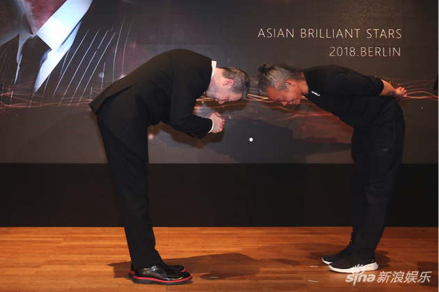 冯小刚、金基德