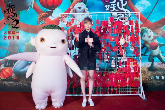 5、李宇春、胡巴新年祈福