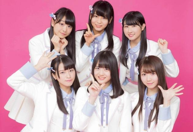 据日本媒体报道,hkt48指原莉乃担任制作人的12人偶像组合=love九月