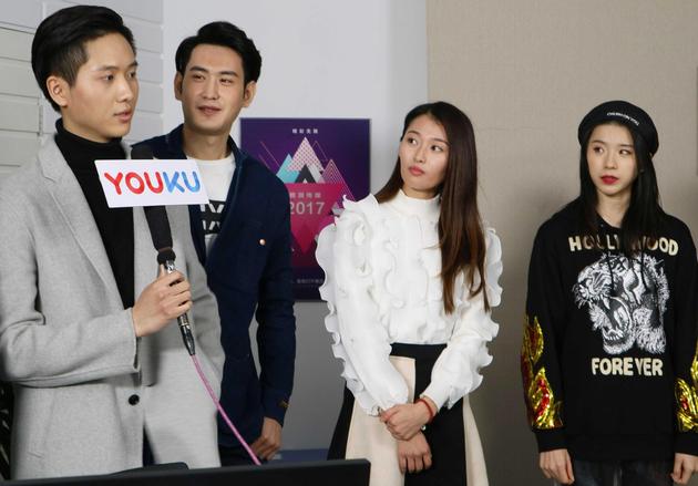 《青春不留白》里小鲜肉小鲜花拼颜值