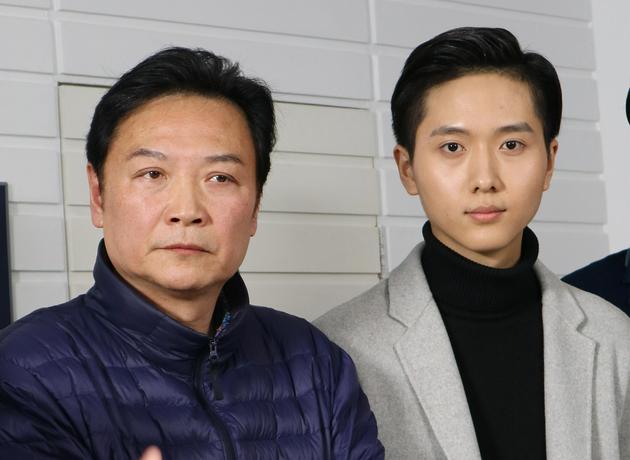 《青春不留白》导演尹大为对男一号宦宇的颜值很满意