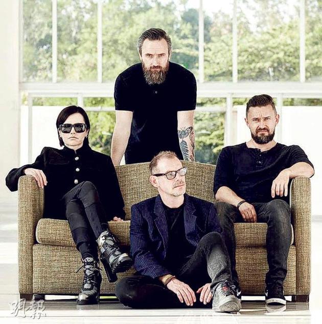 桃乐丝的死讯曝光后，小红莓乐队去年发行专辑《Something Else》迅立刻被乐迷抢购。