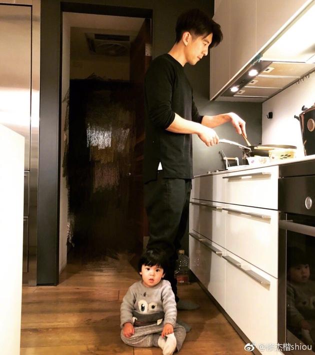 修杰楷与小女儿