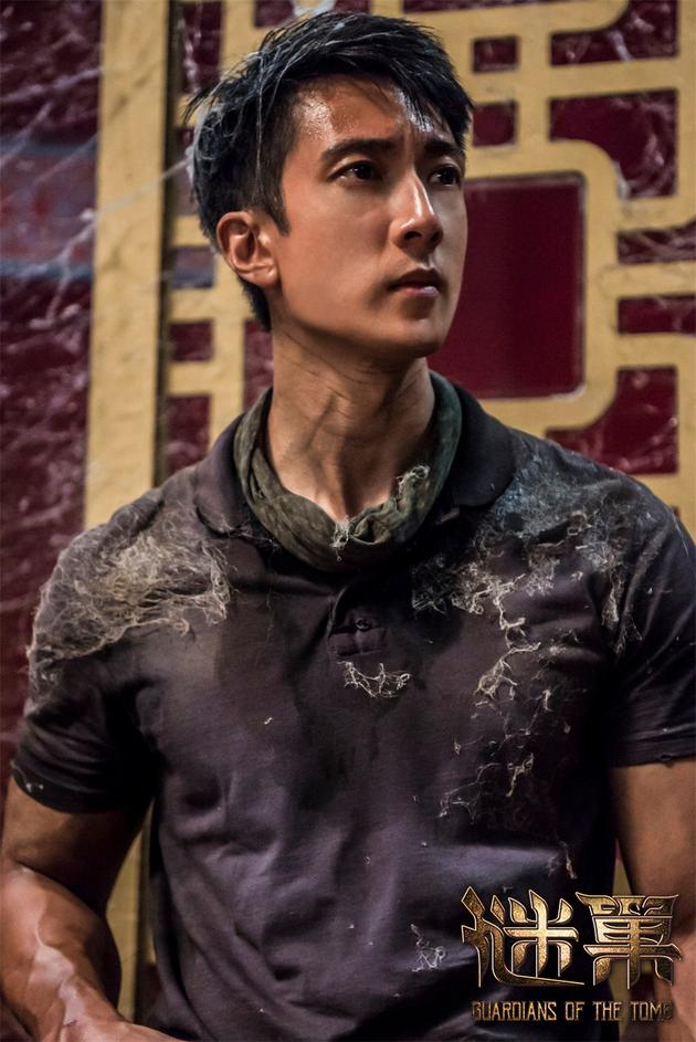 吴尊被蛛丝缠绕