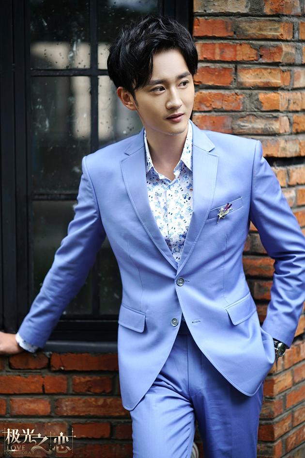 朱晓鹏暖心再升级为守护关晓彤不惜改名