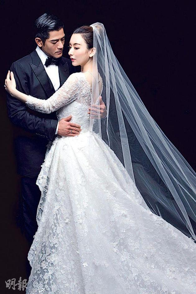 既是人夫又是爸爸的郭富城，很享受收工回家后可以照顾家人