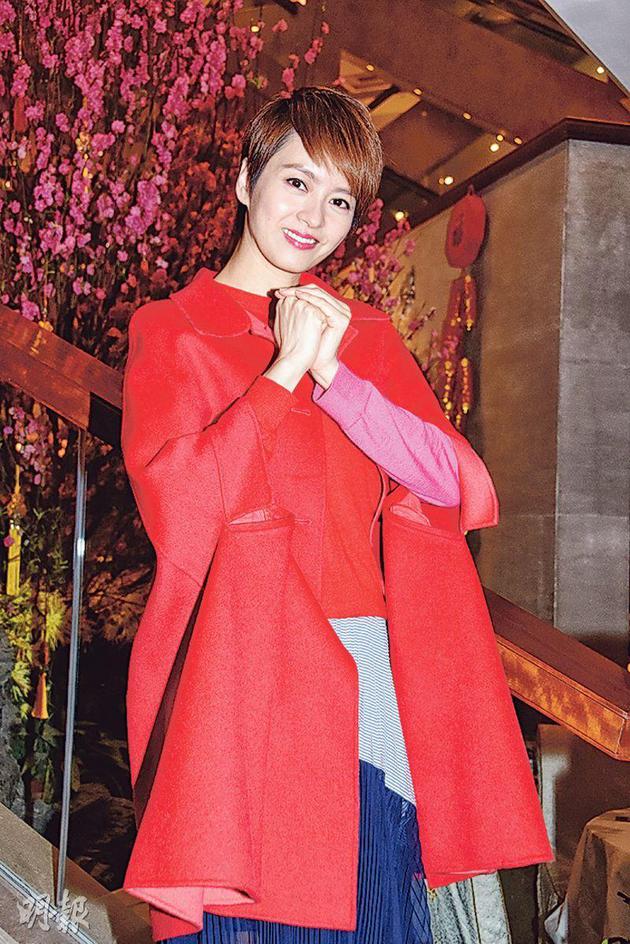 梁咏琪最近会举家前往新加坡旅行及探望杨采妮。