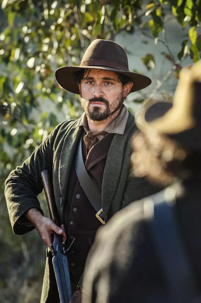 本·霍尔传奇资料页_娱乐资料库_新浪娱乐_新浪网