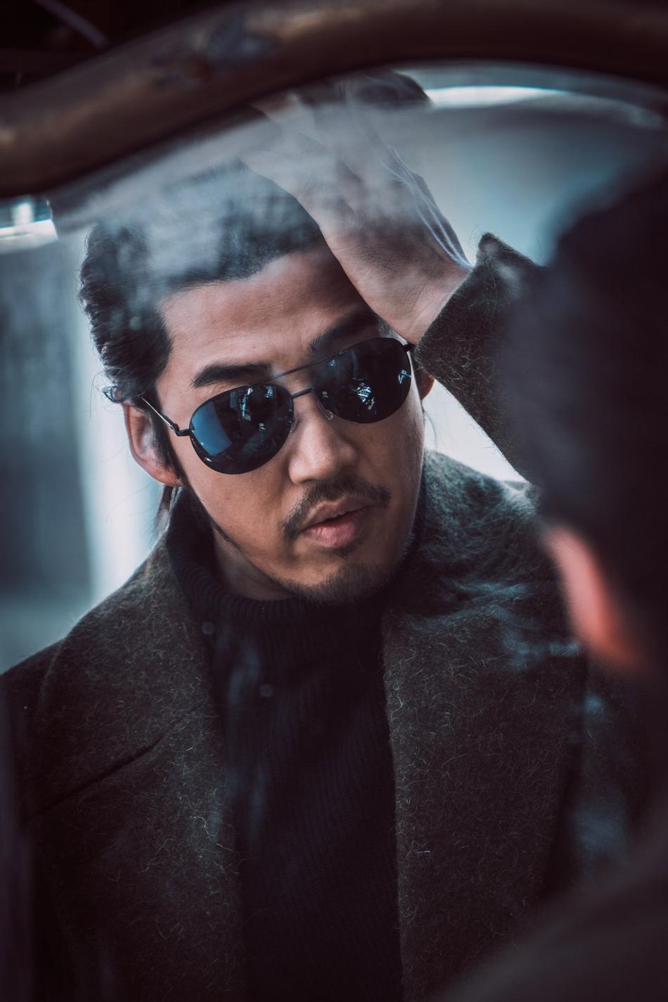 获得奖项第38届韩国电影青龙奖  (2017)最佳男配角 陈善圭最佳新人