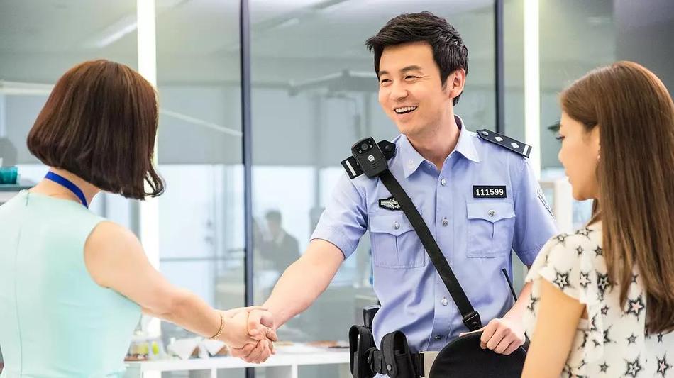 我不是精英资料页_娱乐资料库_新浪娱乐_新浪网