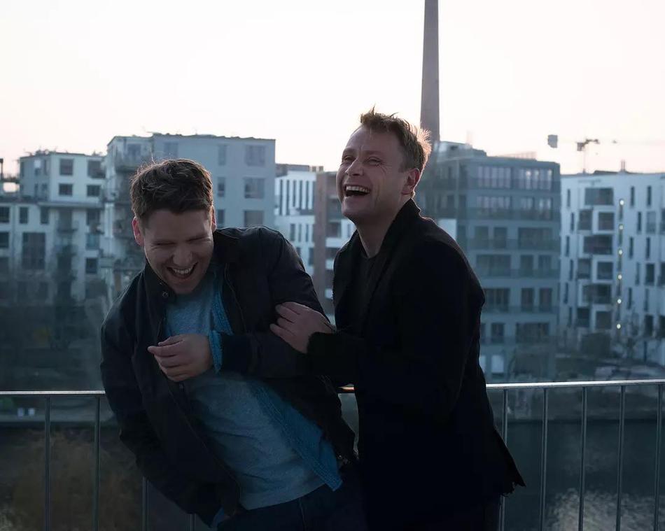 自由坠落2资料页_娱乐资料库_新浪娱乐_新浪网