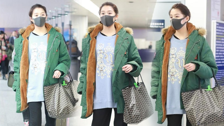 一言难尽！关晓彤绿袄+运动裤搭配似买菜大妈